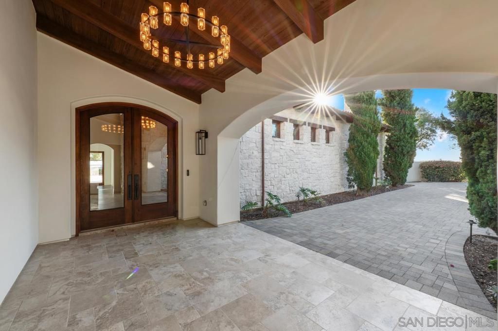 8069 Entrada De Luz E, San Diego, CA 92127 — photo 3