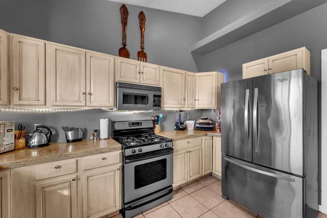 21956 Tom Bead Drive, Cottonwood, CA 96022