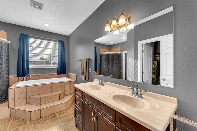 21956 Tom Bead Drive, Cottonwood, CA 96022