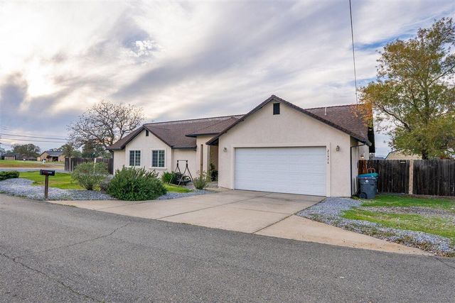 21956 Tom Bead Drive, Cottonwood, CA 96022