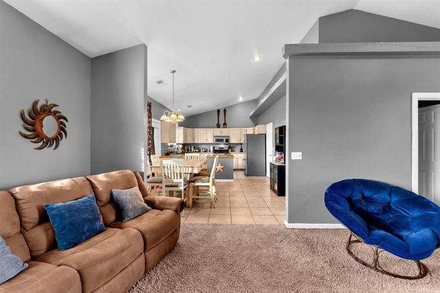 21956 Tom Bead Drive, Cottonwood, CA 96022