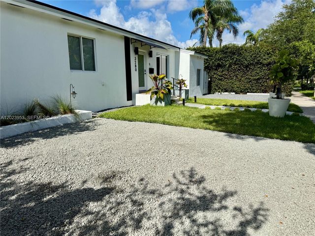 3280 SW 16th Ter, Miami, FL 33145