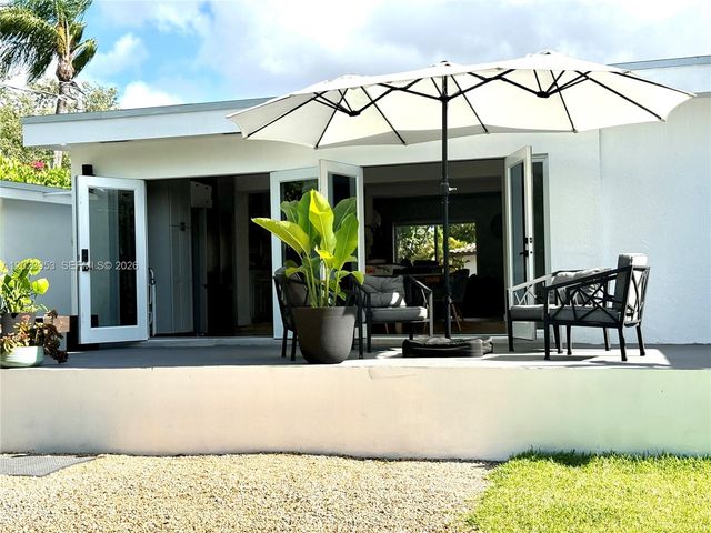 3280 SW 16th Ter, Miami, FL 33145