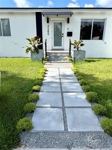 3280 SW 16th Ter, Miami, FL 33145
