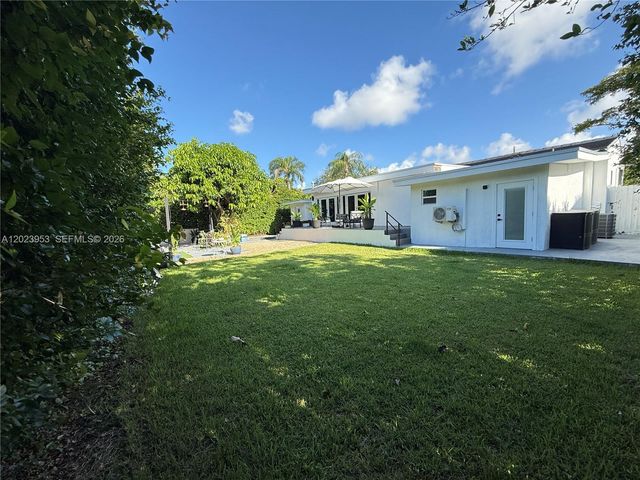 3280 SW 16th Ter, Miami, FL 33145