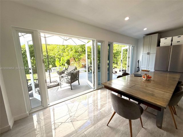 3280 SW 16th Ter, Miami, FL 33145