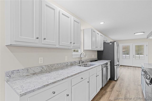 161 S Fifth Street, Austin, IN 47102