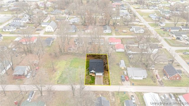 161 S Fifth Street, Austin, IN 47102