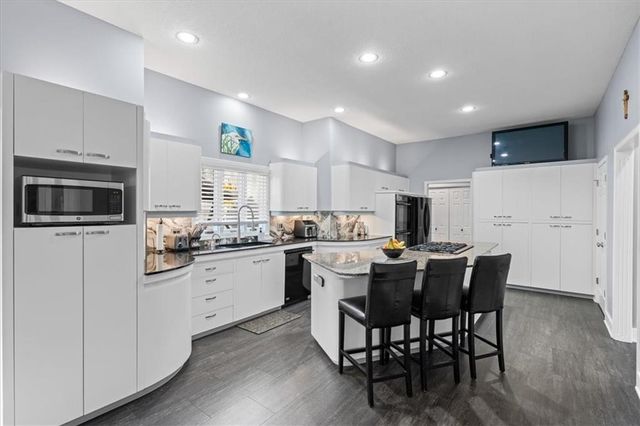 1112 NE Long Ridge Road, Lee's Summit, MO 64064