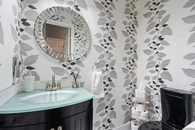 1112 NE Long Ridge Road, Lee's Summit, MO 64064