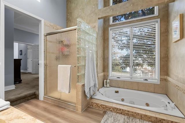 1112 NE Long Ridge Road, Lee's Summit, MO 64064