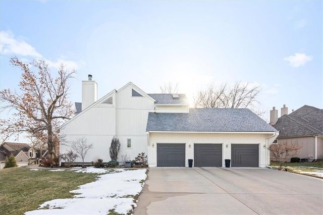 1112 NE Long Ridge Road, Lee's Summit, MO 64064