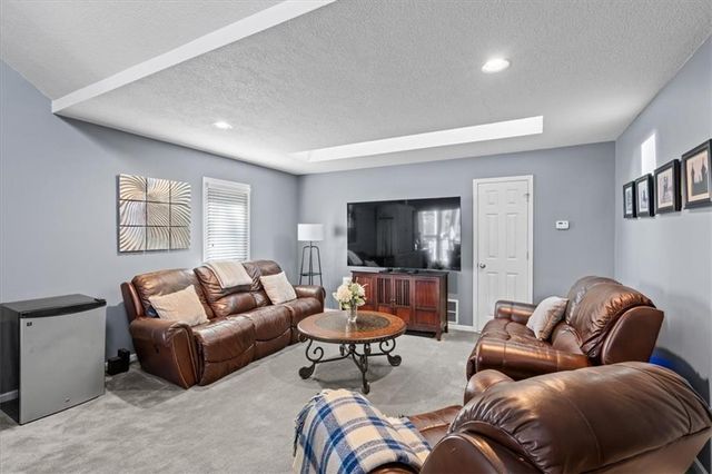 1112 NE Long Ridge Road, Lee's Summit, MO 64064