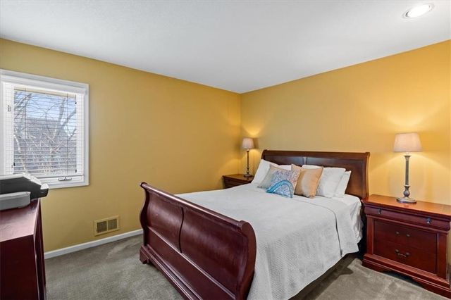 1112 NE Long Ridge Road, Lee's Summit, MO 64064