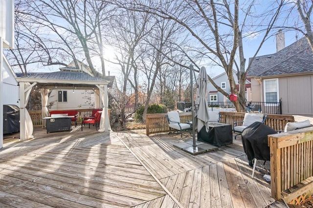 1112 NE Long Ridge Road, Lee's Summit, MO 64064