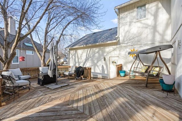 1112 NE Long Ridge Road, Lee's Summit, MO 64064