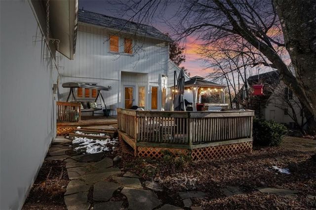 1112 NE Long Ridge Road, Lee's Summit, MO 64064