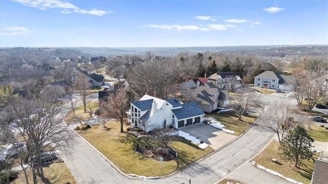 1112 NE Long Ridge Road, Lee's Summit, MO 64064