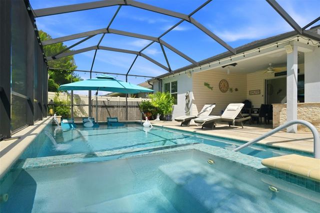 11750 LAKE LUCAYA DRIVE, Riverview, FL 33579