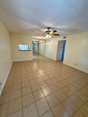 3764 N UNIVERSITY Drive I-8, Coral Springs, FL 33065
