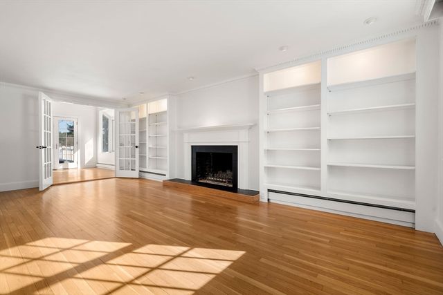 31 College Road, Wellesley, MA 02482