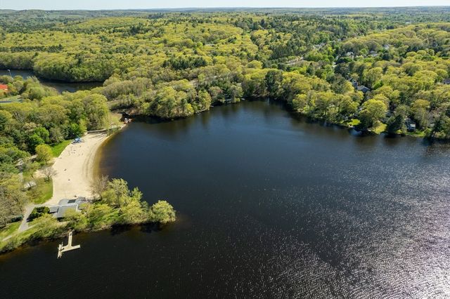 31 College Road, Wellesley, MA 02482