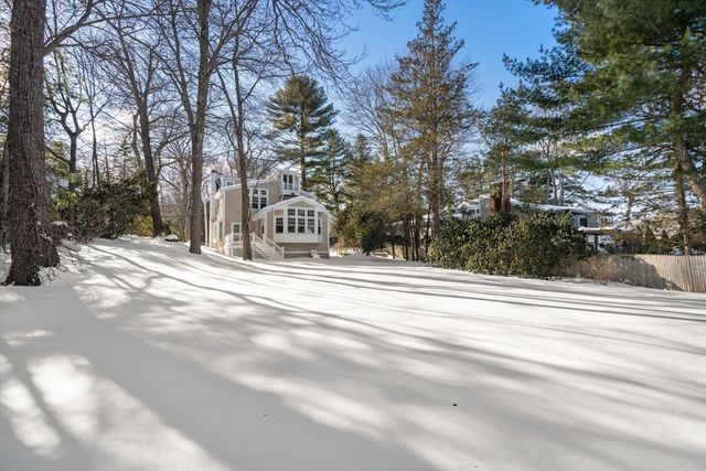 31 College Road, Wellesley, MA 02482