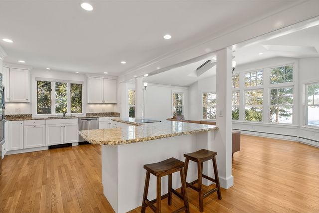 31 College Road, Wellesley, MA 02482