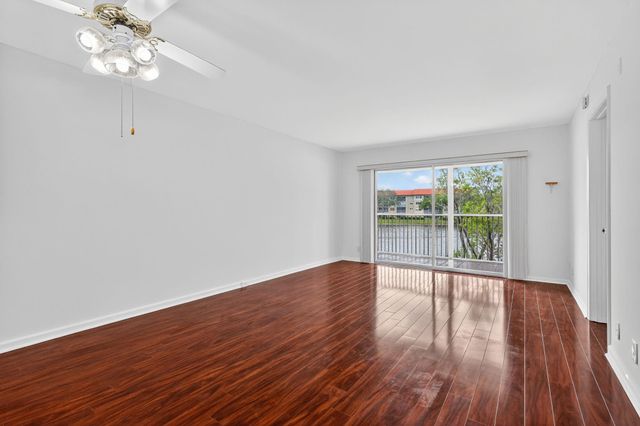 12950 SW 13th St 203 D, Pembroke Pines, FL 33027