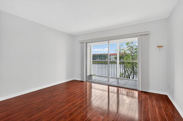 12950 SW 13th St 203 D, Pembroke Pines, FL 33027