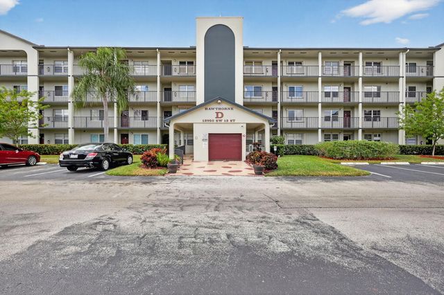 12950 SW 13th St 203 D, Pembroke Pines, FL 33027