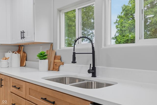 4215 E 236th Street, Cicero, IN 46034
