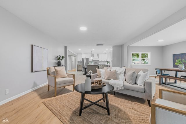 4215 E 236th Street, Cicero, IN 46034