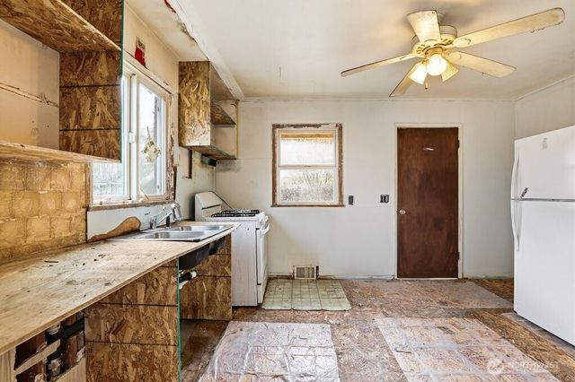 4325 W Pleasant Street, Port Orchard, WA 98367