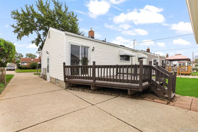 873 Schuman Street, Garden City, MI 48135