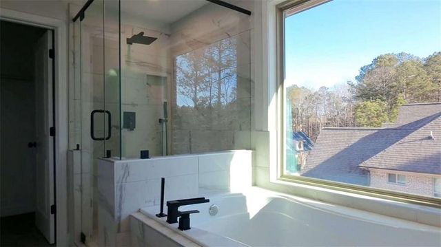 5606 Livesage Drive, South Fulton, GA 30349