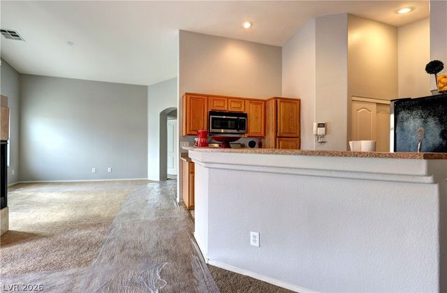 6583 Strolling Plains Lane 101, Henderson, NV 89011
