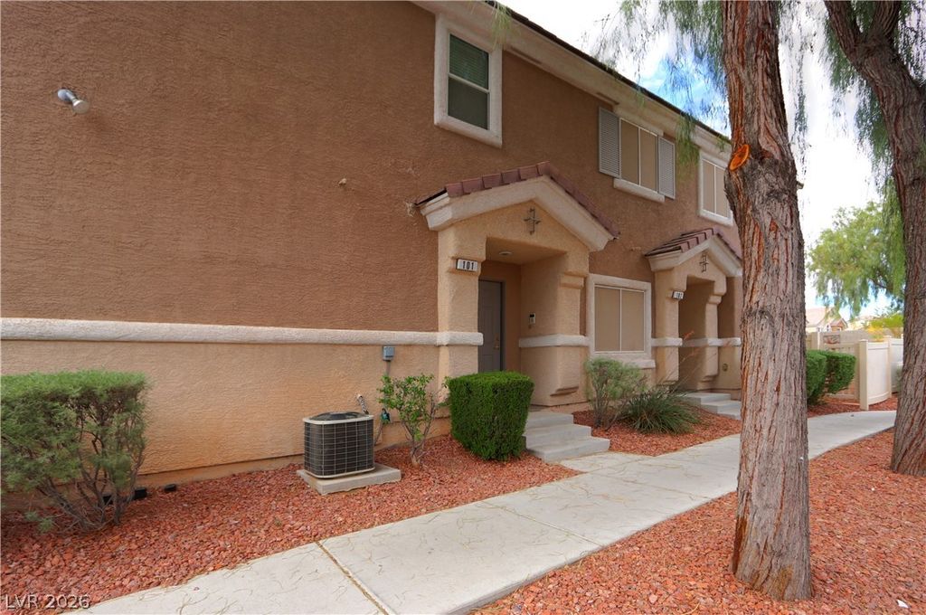 6583 Strolling Plains Lane 101, Henderson, NV 89011