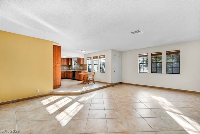 3923 Landsdown Place, Las Vegas, NV 89121