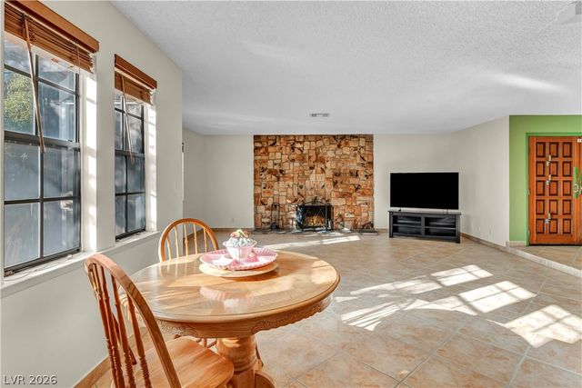 3923 Landsdown Place, Las Vegas, NV 89121