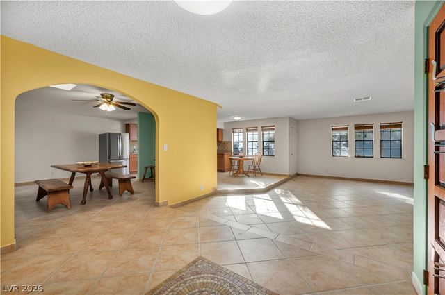 3923 Landsdown Place, Las Vegas, NV 89121