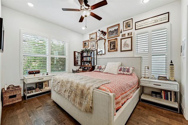 120 Delfino PL, Horseshoe Bay, TX 78657