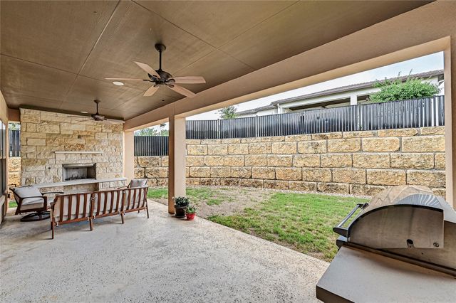 120 Delfino PL, Horseshoe Bay, TX 78657