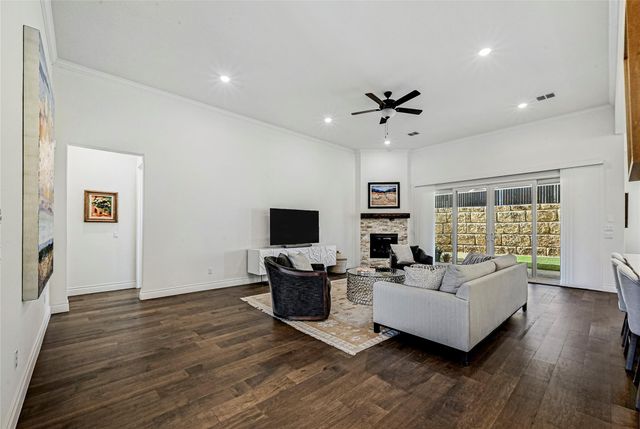 120 Delfino PL, Horseshoe Bay, TX 78657