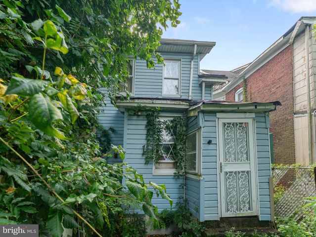 37 CHRISTOPH AVE, Trenton, NJ 08618