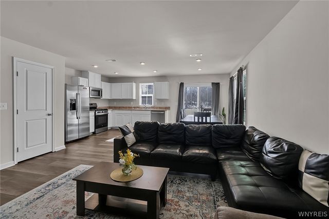 107 Grant Boulevard, West Seneca, NY 14218