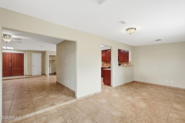 5537 W MICHIGAN Avenue, Glendale, AZ 85308