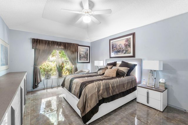 3007 Casa Rio Court, Palm Beach Gardens, FL 33418