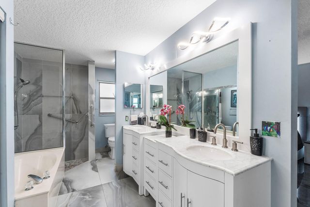 3007 Casa Rio Court, Palm Beach Gardens, FL 33418