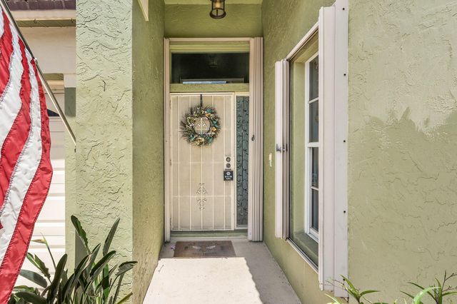 3007 Casa Rio Court, Palm Beach Gardens, FL 33418